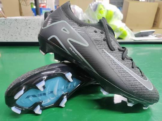 Nike Football Shoes Black-58